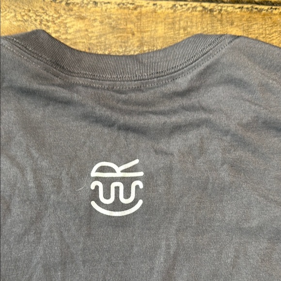 Men’s small Baseball Ranch Gray T-Shirt - Picture 4 of 6